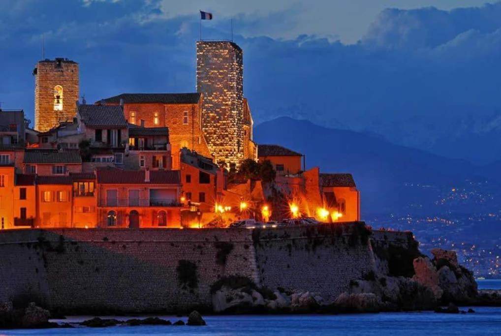 Ravissant Studio Au Coeur Du Vieil Antibes Extérieur photo